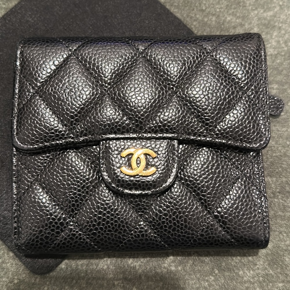 CHANEL QUILTED CAVIAR COMPACT CLASSIC FLAP WALLET